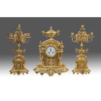 Table clock with garnish, France S. XIX. · Ref.: ID.376