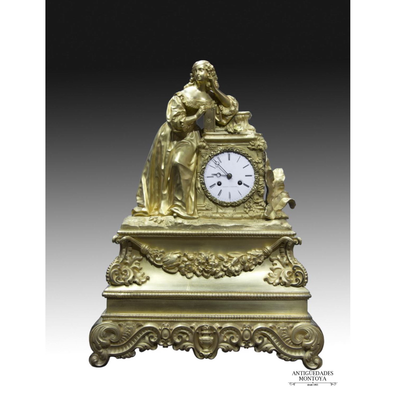 Reloj de sobremesa , estilo Louis Phillipe, S. XIX.