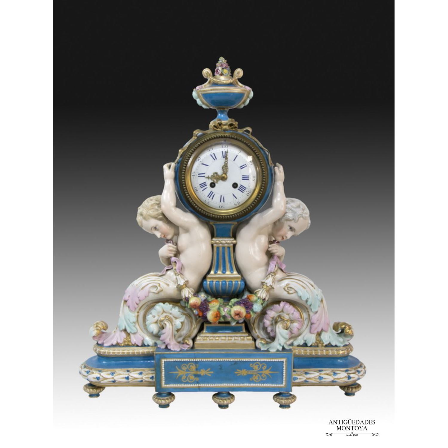 Reloj en porcelana Meissen, S. XIX.