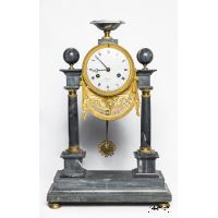 Portico clock 19th century · Ref.: AM-0002496